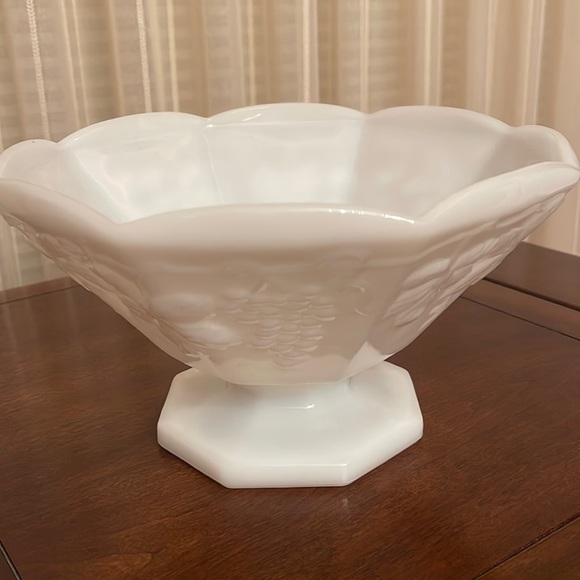 Anchor Hocking Kitchen Vintage Milk Glass Fruit Bowl Poshmark